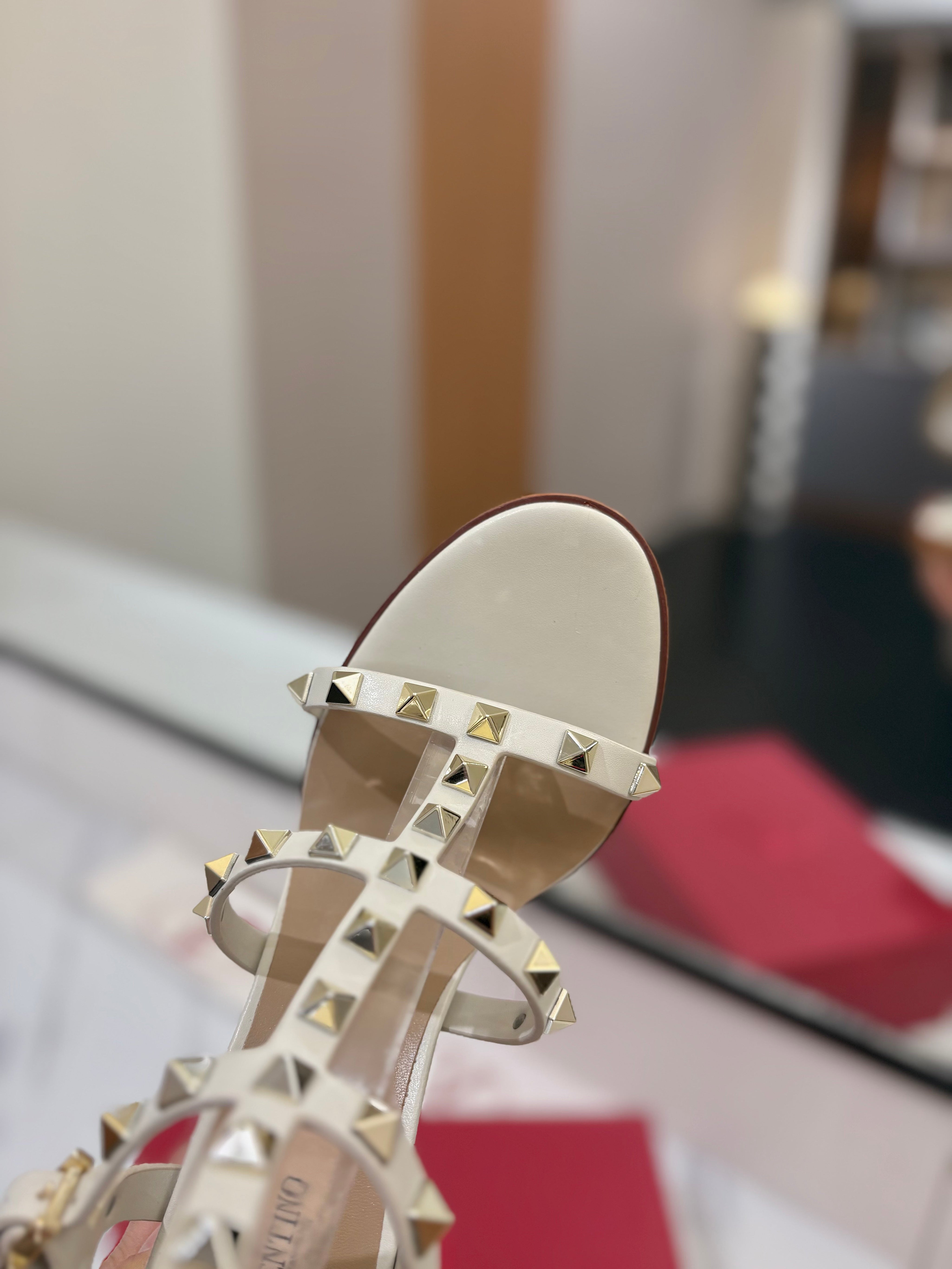 VALENTINO 26S STUDDED HIGH HEEL SANDALS 90 MM IN CREAM WHITE CALFSKIN