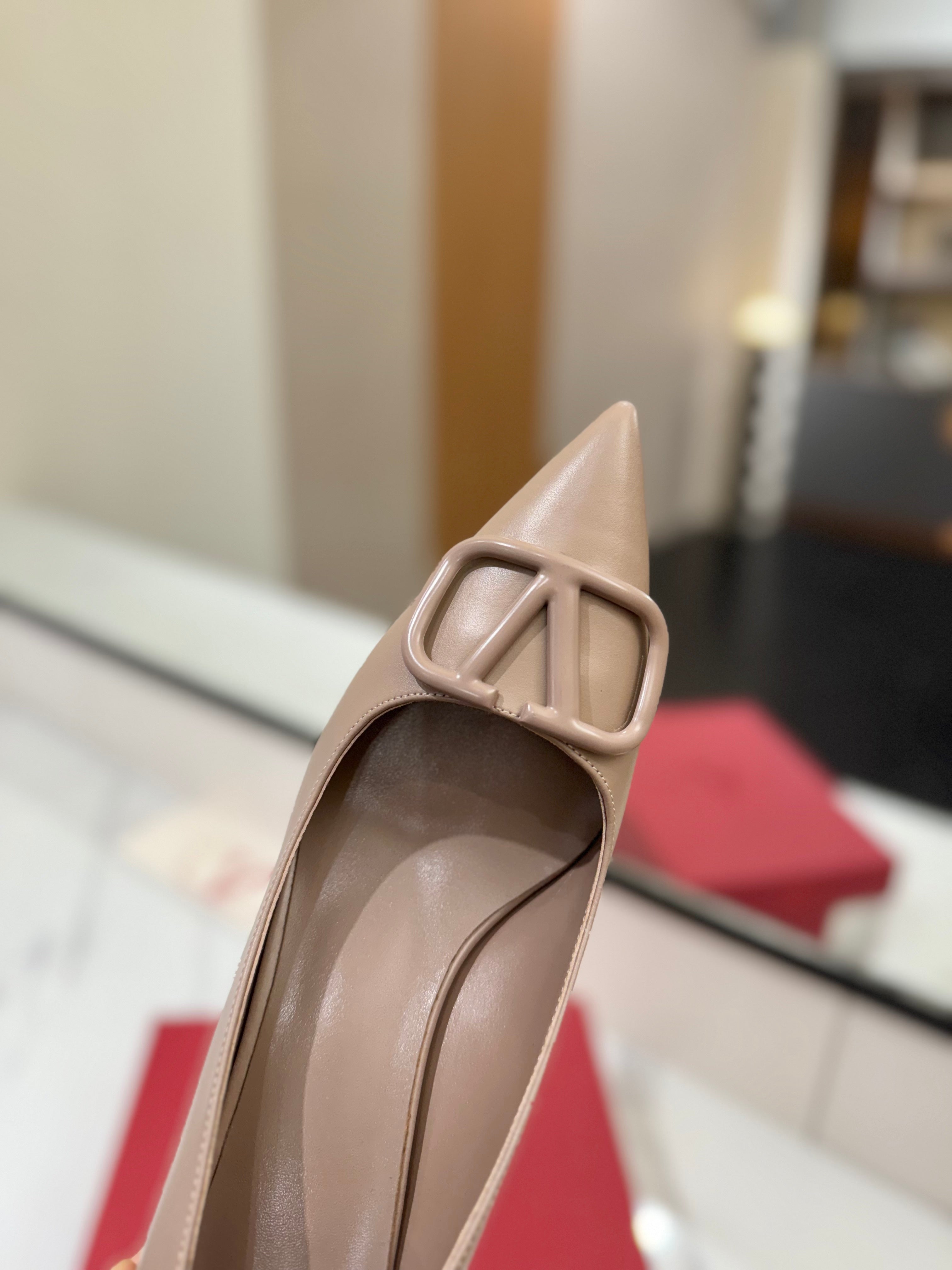 VALENTINO 26S HIGH HEELS 75 MM IN BEIGE SMOOTH CALFSKIN