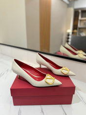 VALENTINO 26S HIGH HEELS 45 MM IN CREAM WHITE SMOOTH CALFSKIN WITH GOLD HARDWARE