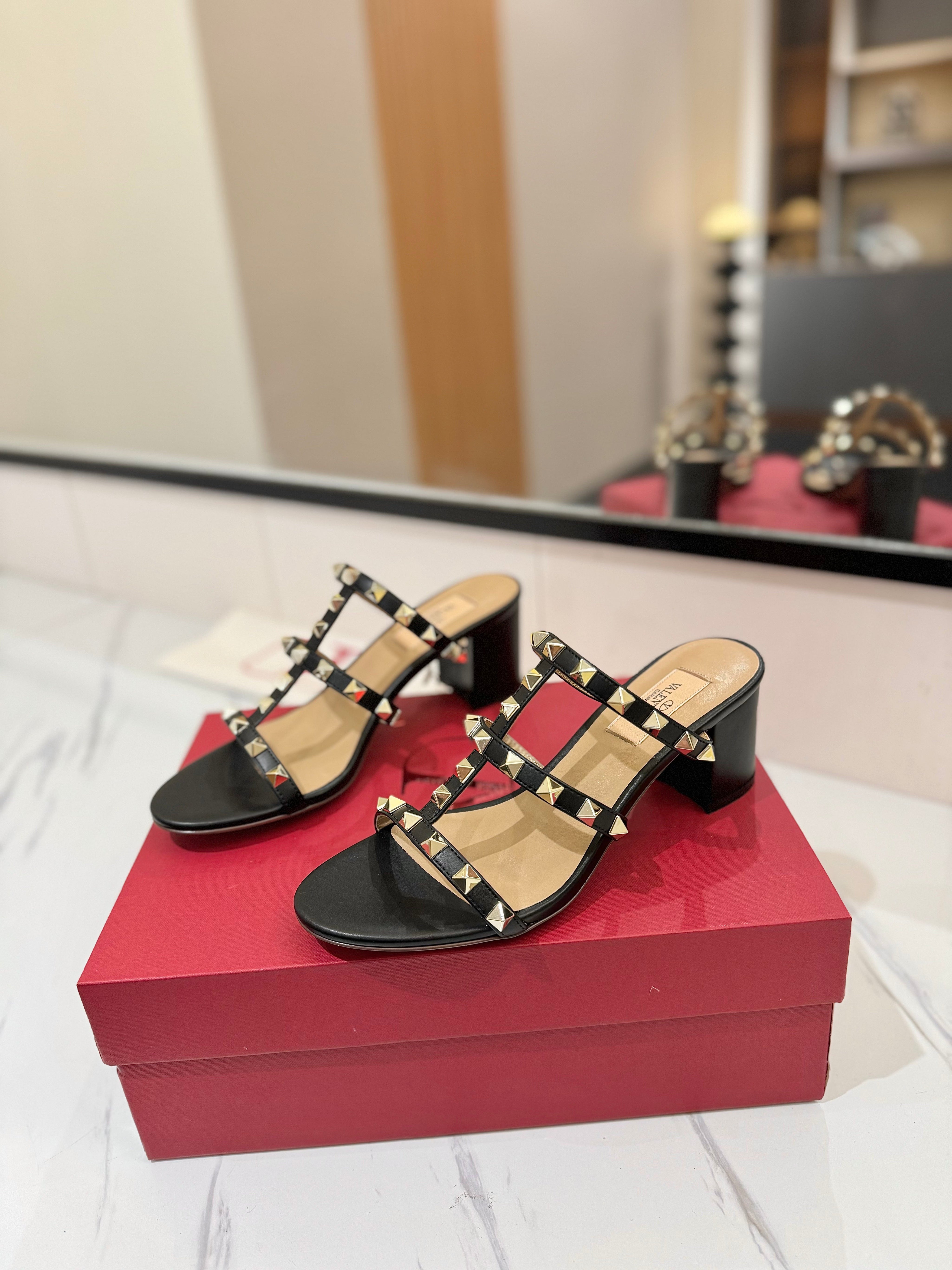 VALENTINO 26S HEELED SANDALS 60 MM IN BLACK CALFSKIN WITH GOLD STUDS