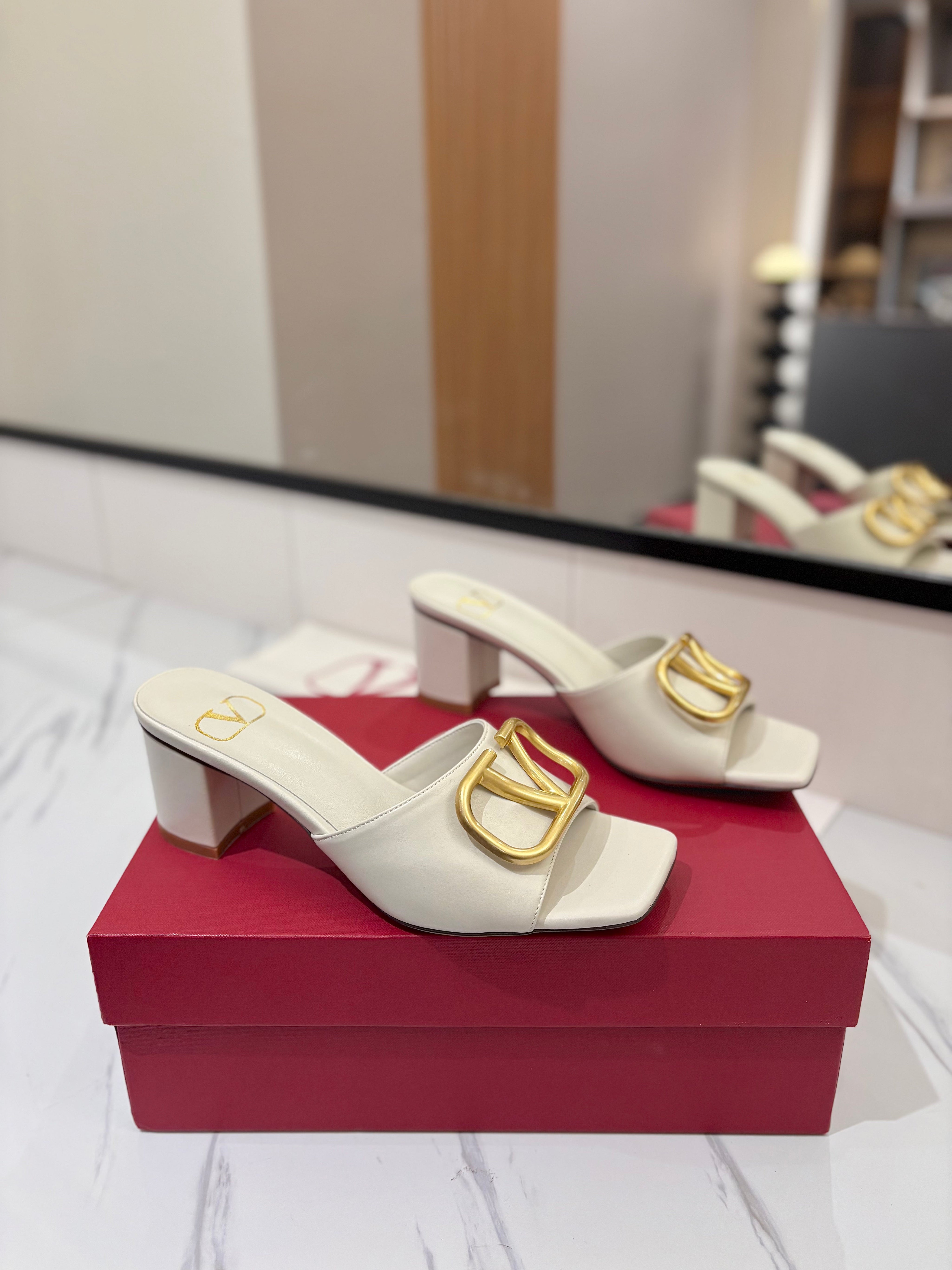 VALENTINO 26S HIGH-HEEL SANDALS 60 MM IN WHITE CALFSKIN WITH GOLD HARDWARE