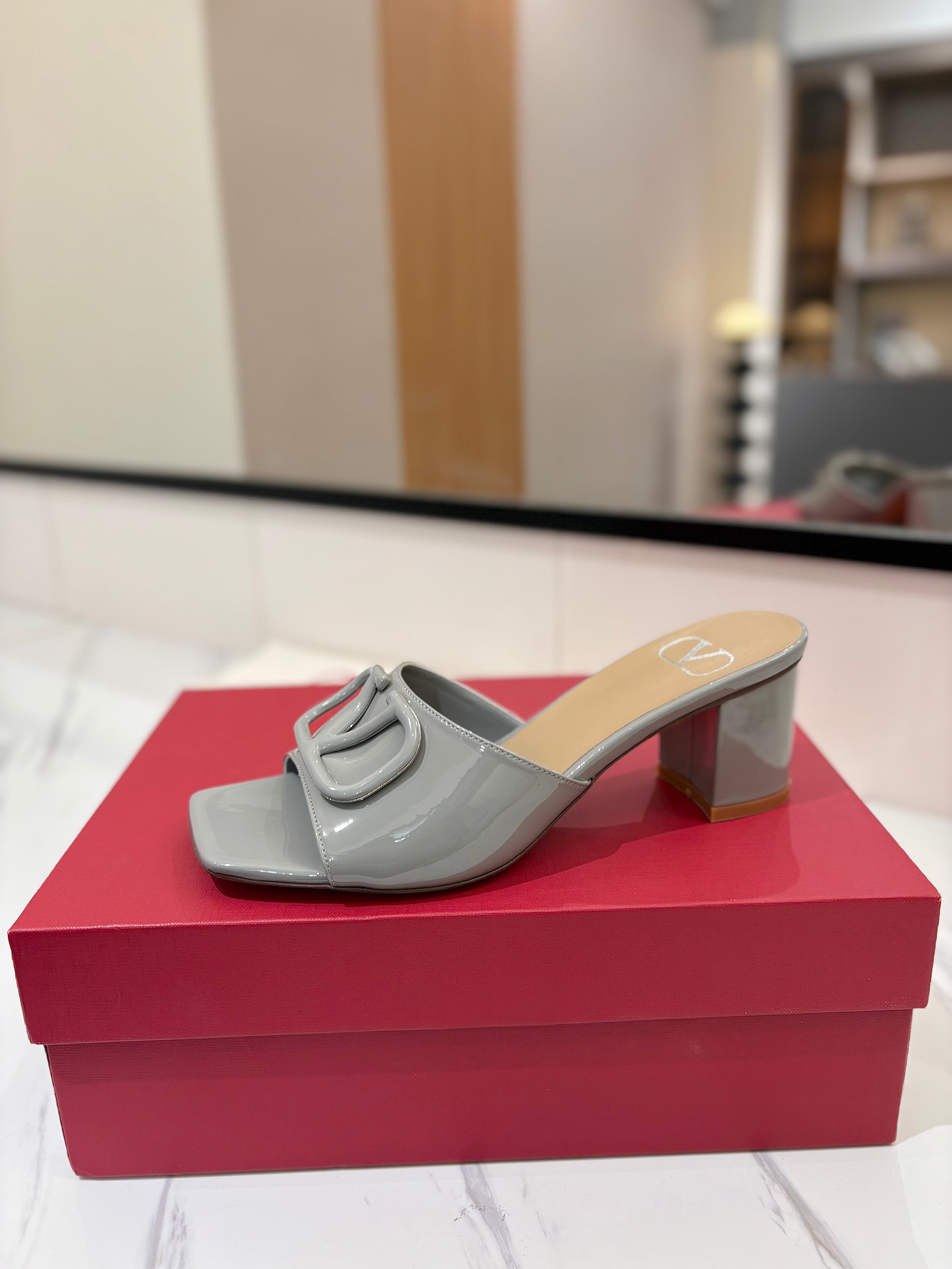 VALENTINO 26S HIGH-HEEL SANDALS 60 MM IN GREY PATENT CALFSKIN