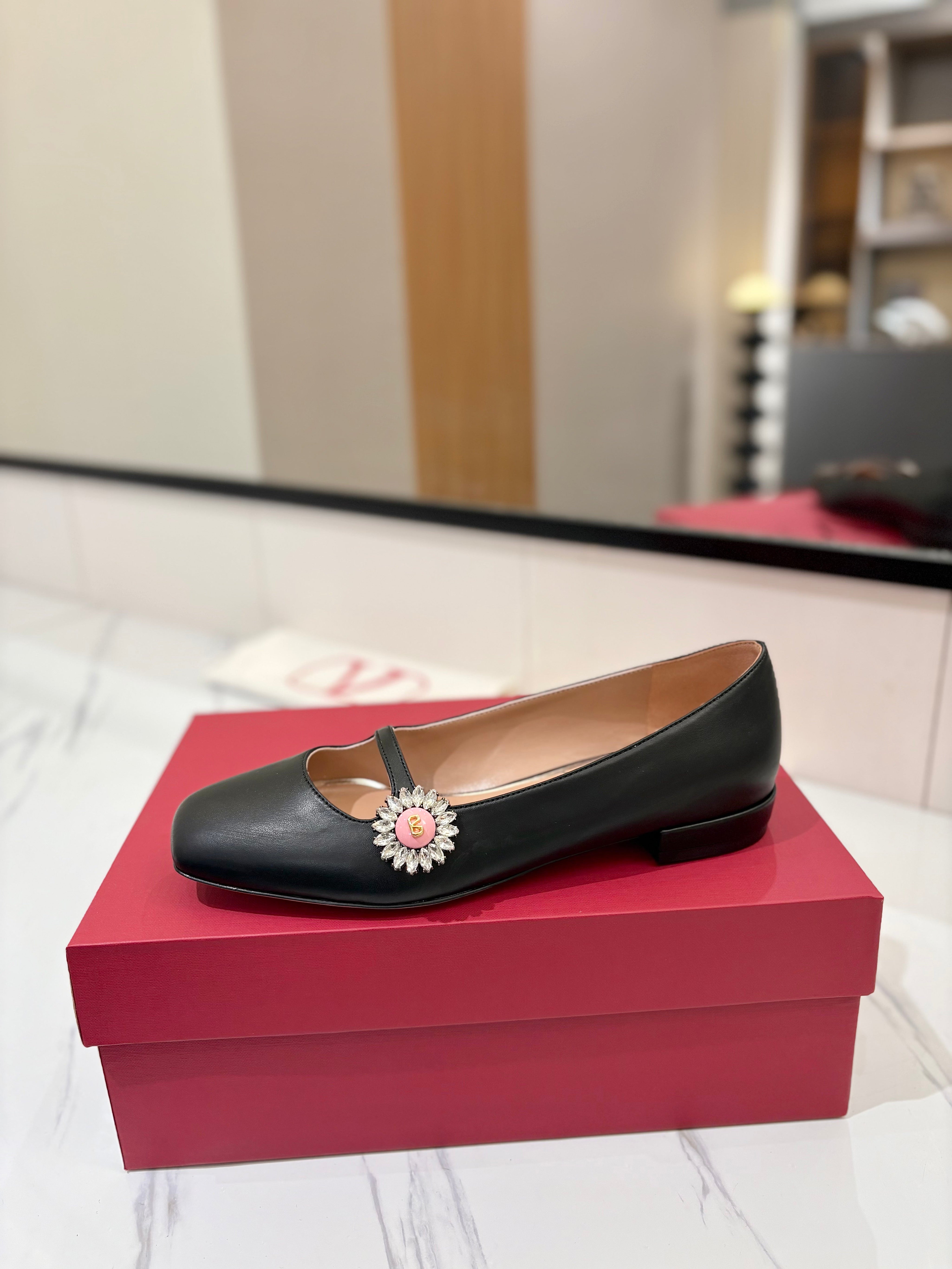 VALENTINO 26S MARY JANE FLATS IN BLACK CALFSKIN WITH CRYSTAL FLOWER