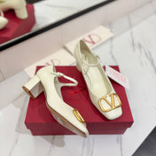 VALENTINO 26S MARY JANE HEELS 60 MM IN WHITE SMOOTH CALFSKIN WITH GOLD HARDWARE