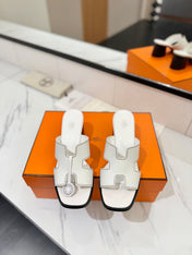 HM 26S HELIA SANDAL 70MM IN WHITE EPSOM CALFSKIN