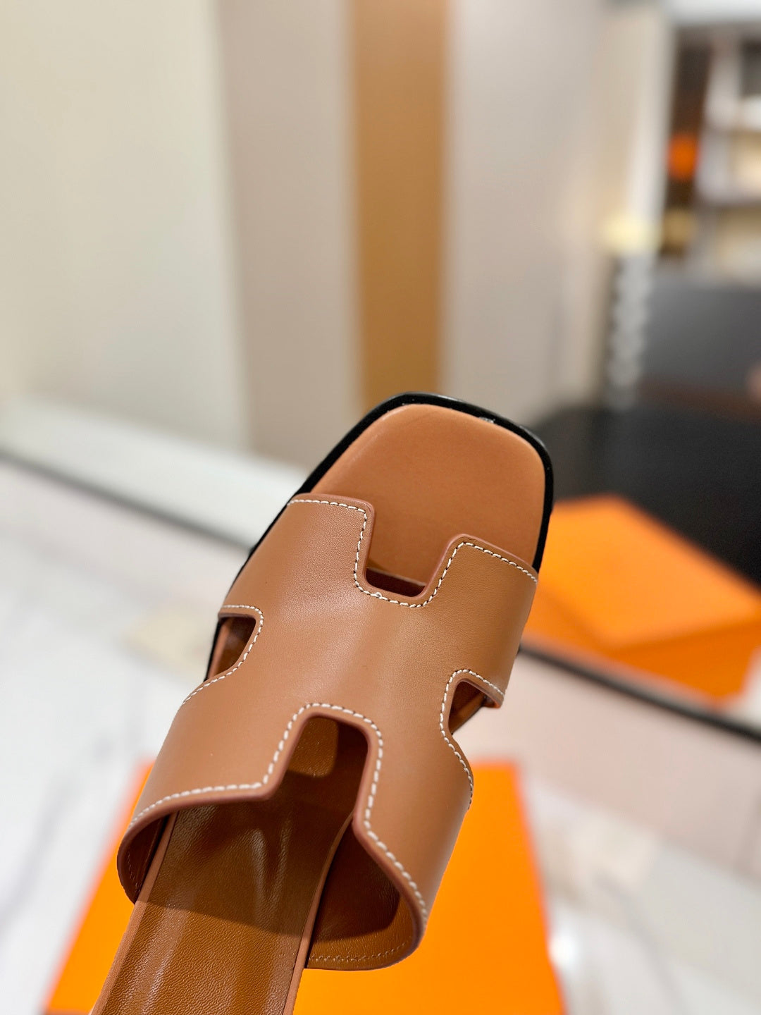 HM 26S HELIA SANDAL 70MM IN CARAMEL BROWN CALFSKIN