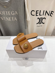 LOEWE 26S PEBBLE SLIDE IN CAMEL BROWN CALFSKIN GOLD HARDWARE