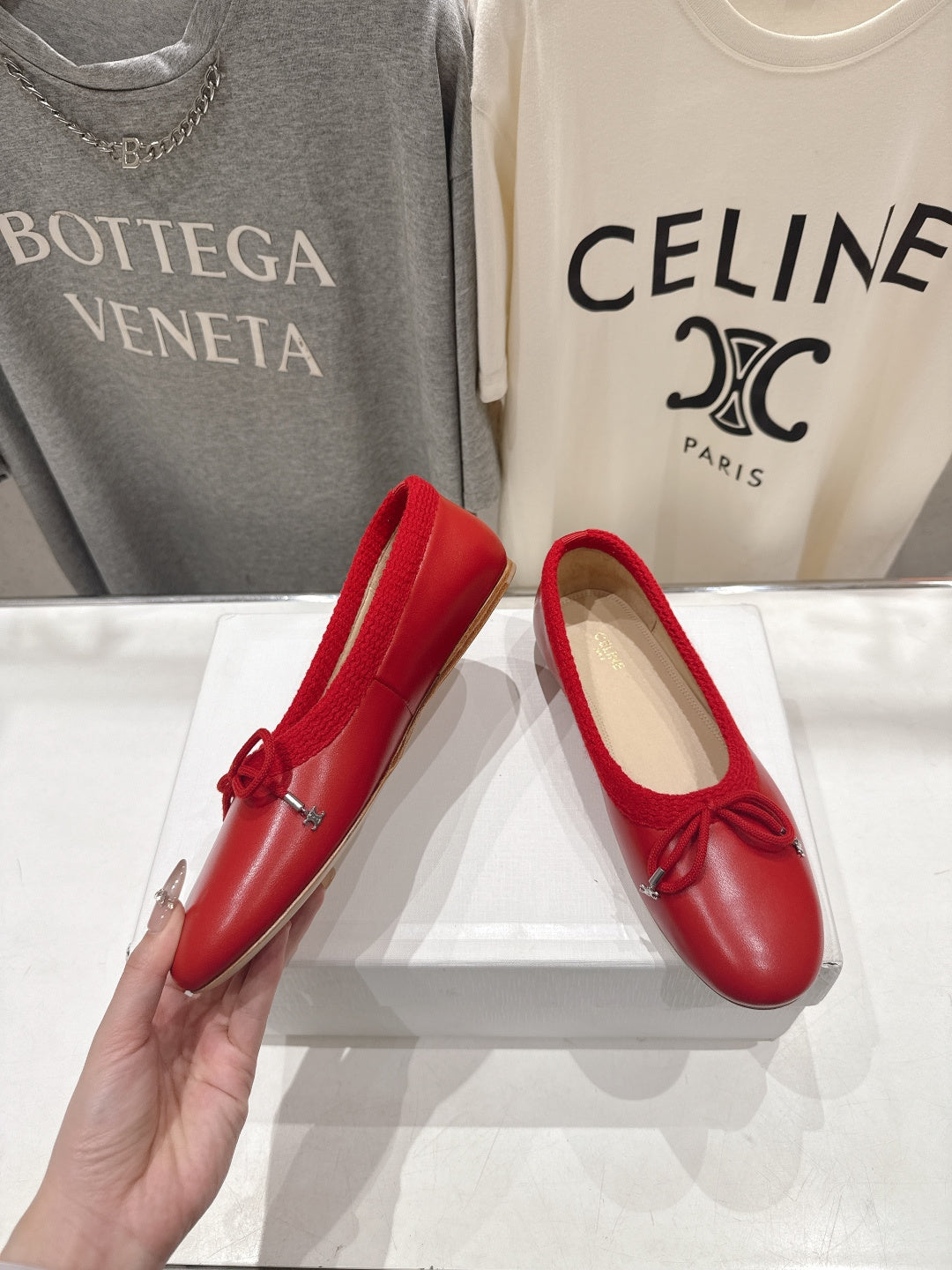 CELINE 26S BALLET FLATS IN RED CALFSKIN WITH BOW