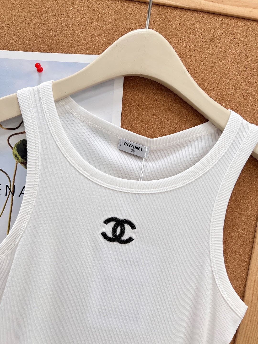 CHANEL 26S SLEEVELESS T-SHIRT 1408