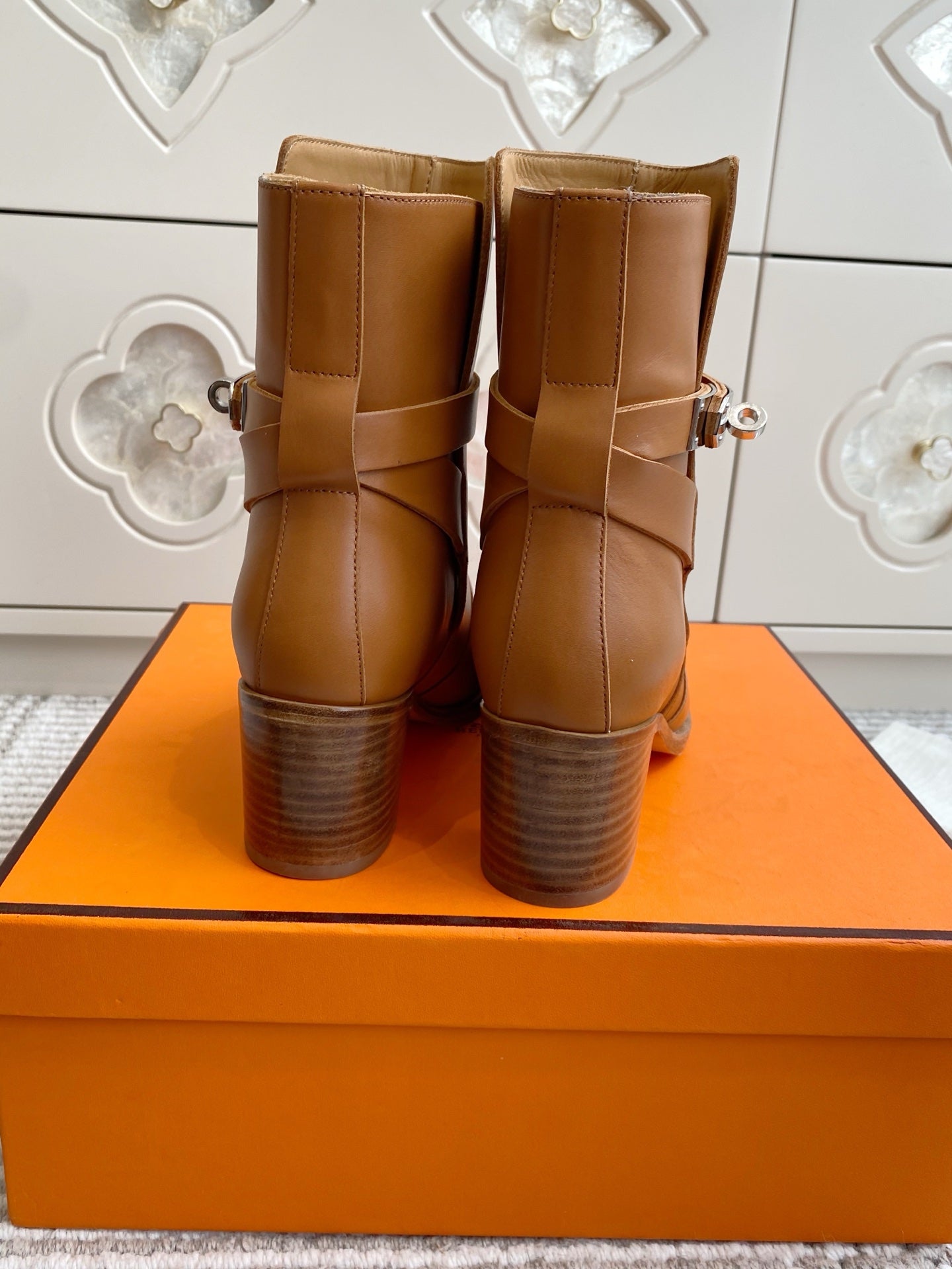 HM 25S FRENCHIE 50 ANKLE BOOT 50 MM IN BROWN LAMBSKIN WITH SILVER HARDWARE