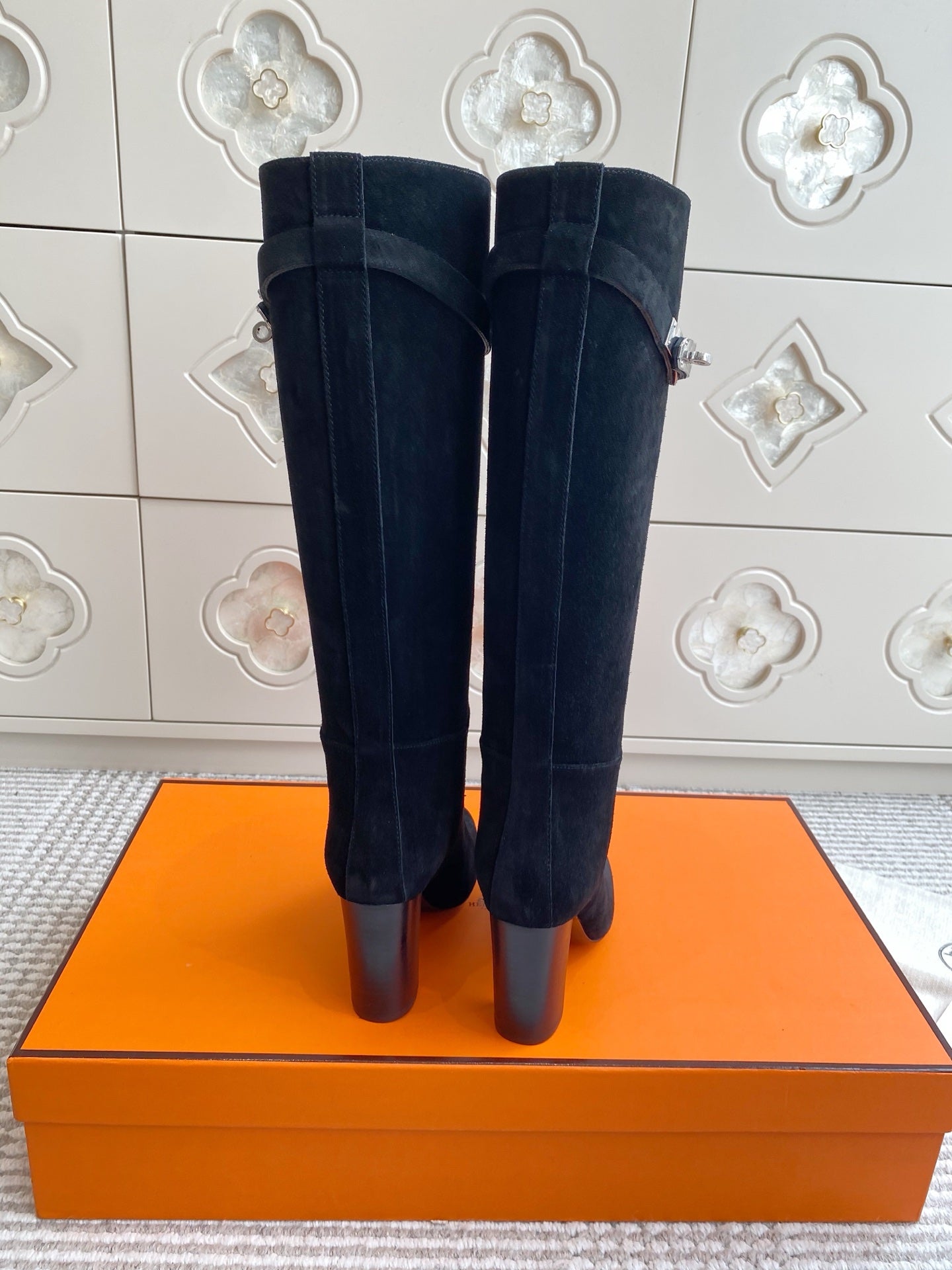 HM 25S TALL BOOTS 90 MM IN BLACK SUEDE