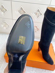 HM 25S TALL BOOTS 90 MM IN BLACK SUEDE