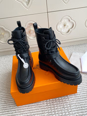 HM 25S ANKLE BOOTS IN BLACK LAMBSKIN