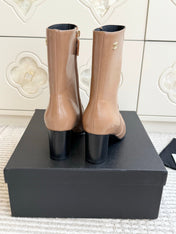 CHANEL 26S HIGH HEEL ANKLE BOOTS 70 MM IN BEIGE CALFSKIN SQUARE TOE