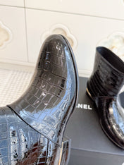 CHANEL 26S SHORT BOOTS IN BLACK PATENT CROCODILE EMBOSSED