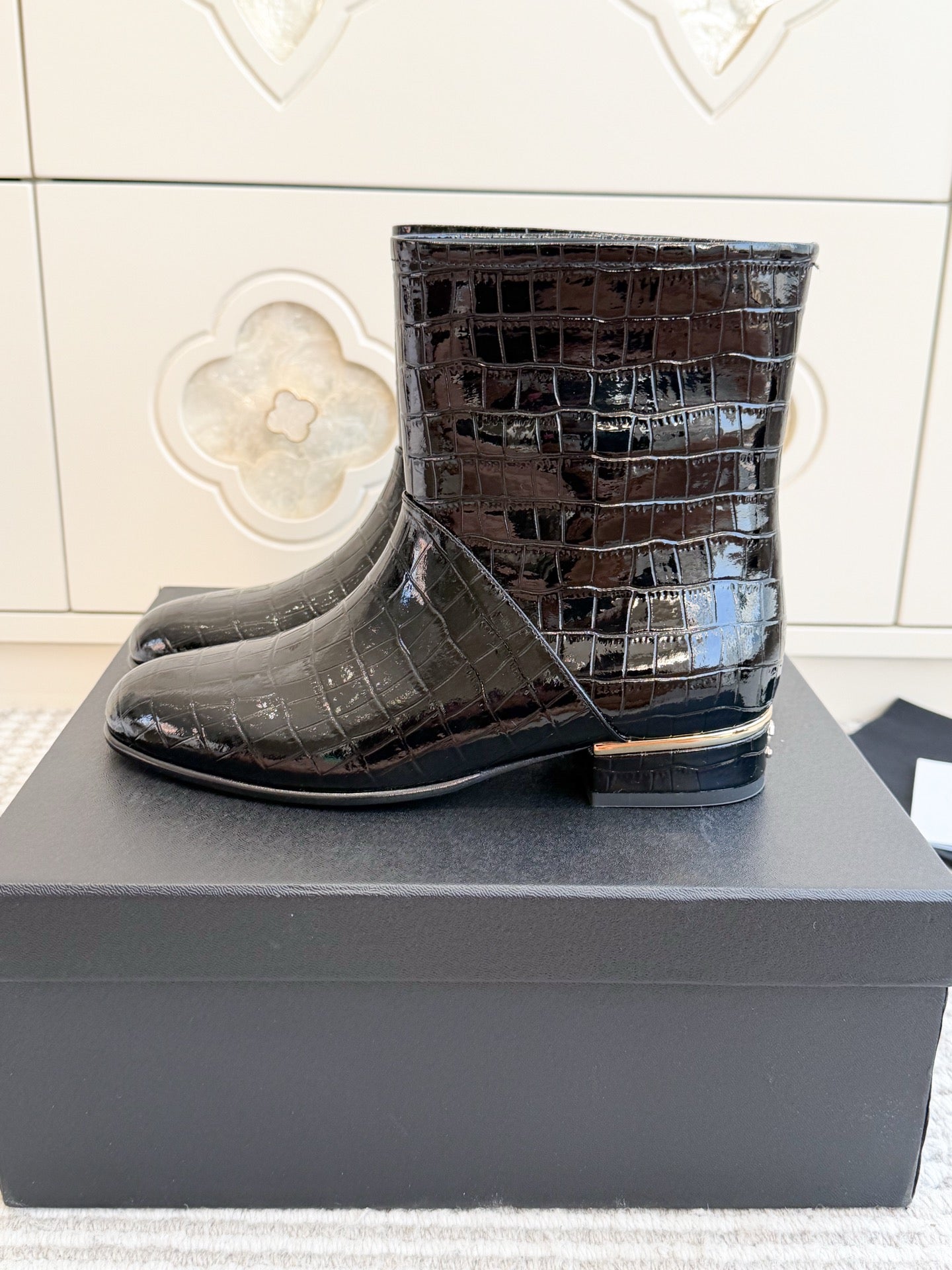 CHANEL 26S SHORT BOOTS IN BLACK PATENT CROCODILE EMBOSSED
