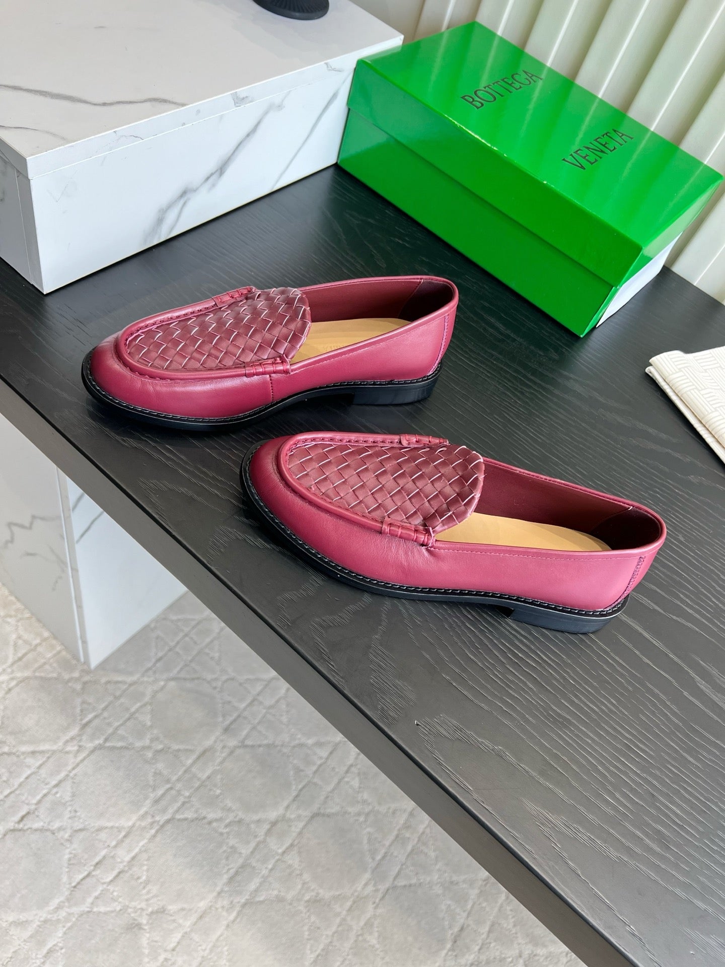 BOTTEGA VENETA 26S WOVEN LOAFERS IN DARK RED LAMBSKIN