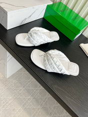 BOTTEGA VENETA 26S HIGH-HEEL THONG SANDALS 50 MM IN WHITE LAMBSKIN