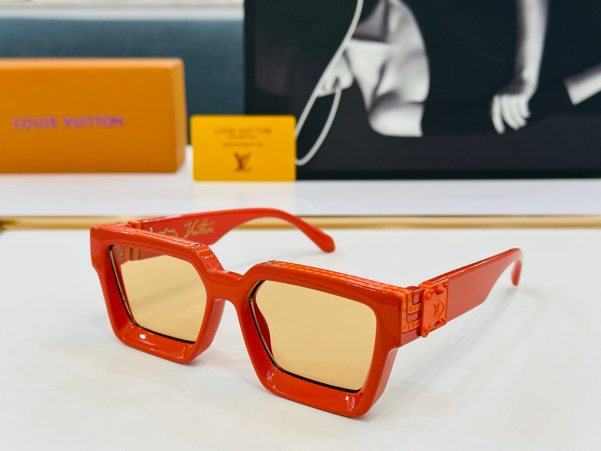 RECTANGLE SUNGLASSES 574799 IN ACETATE