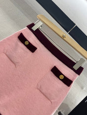 CHANEL FLAT-NECK KNIT CAMISOLE AND STRAIGHT KNIT SKIRT SET 263412