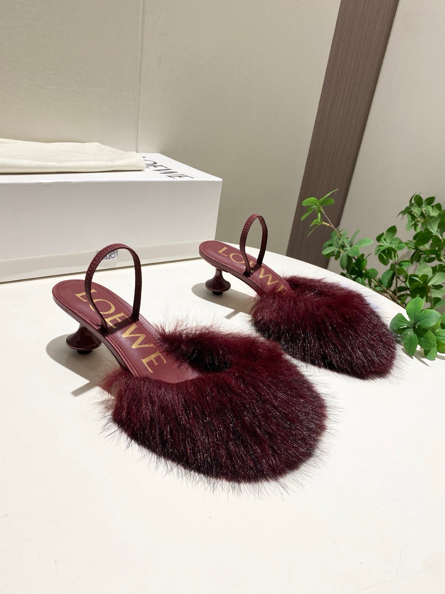 LOEWE 26S OPEN-BACK HIGH HEELS 60MM IN WINE RED CALFSKIN WITH FUR