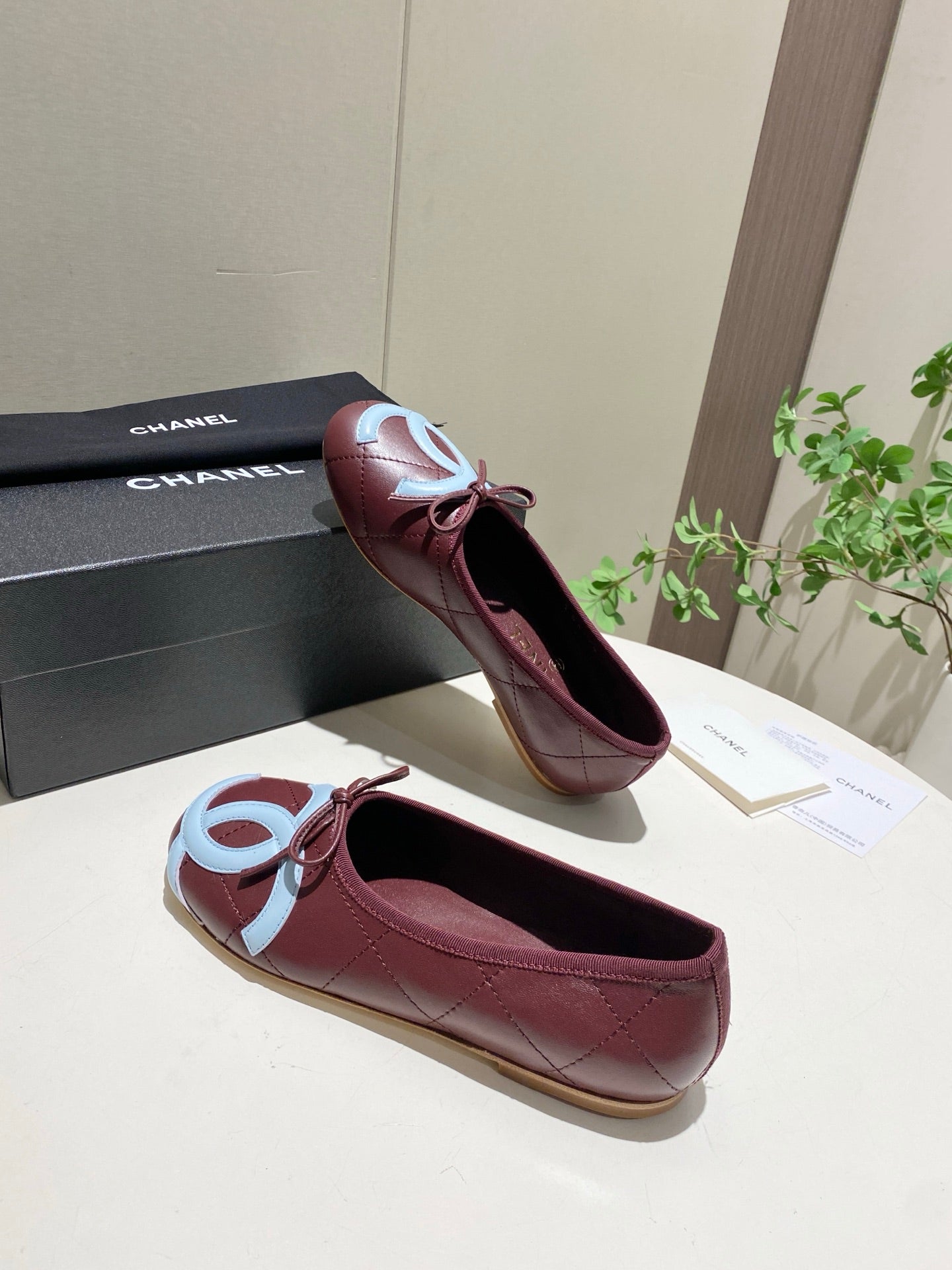CHANEL 26S FLATS IN DARK RED LAMBSKIN WITH BOW