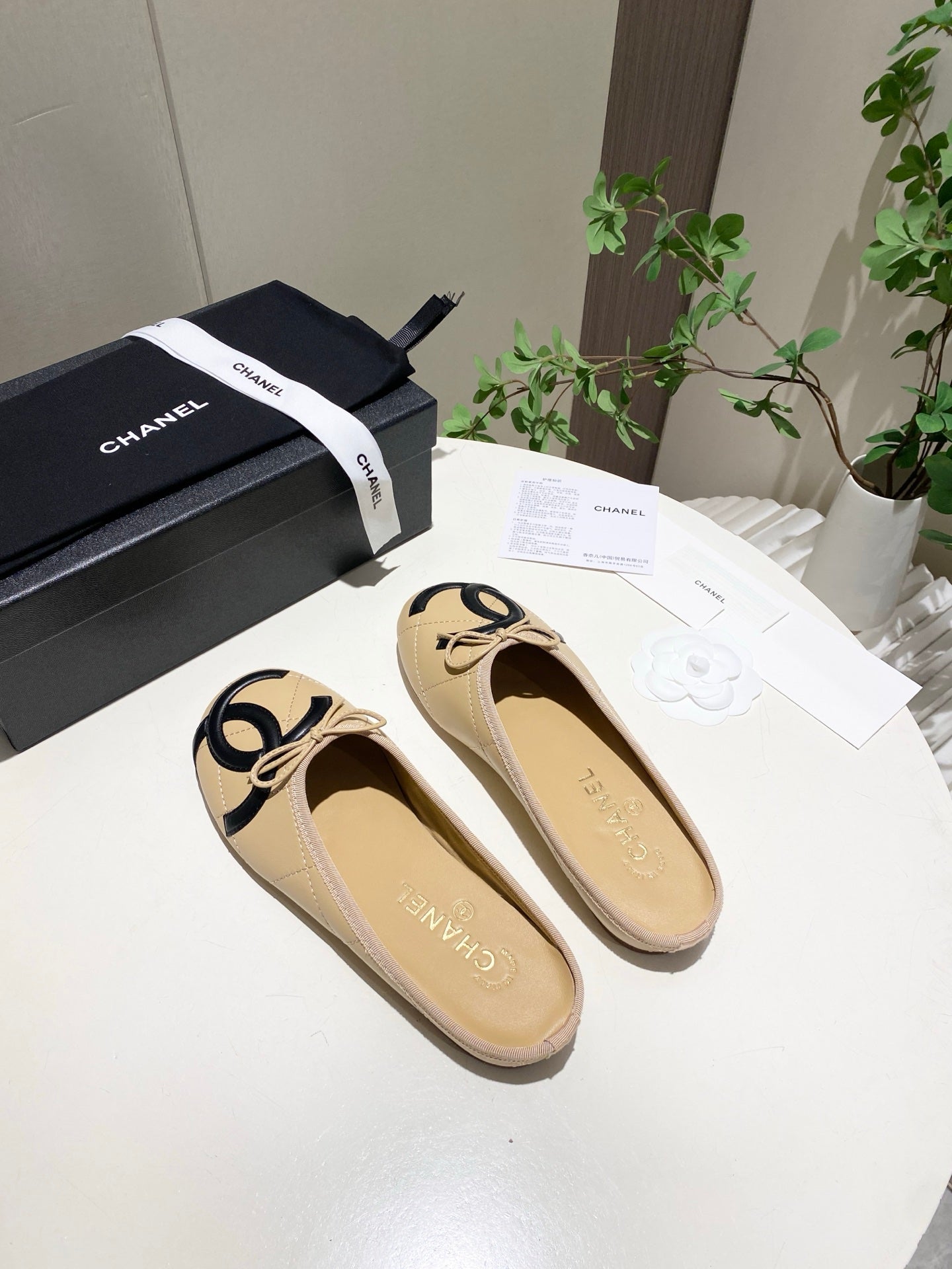 CHANEL 26S FLAT MULES IN BEIGE LAMBSKIN