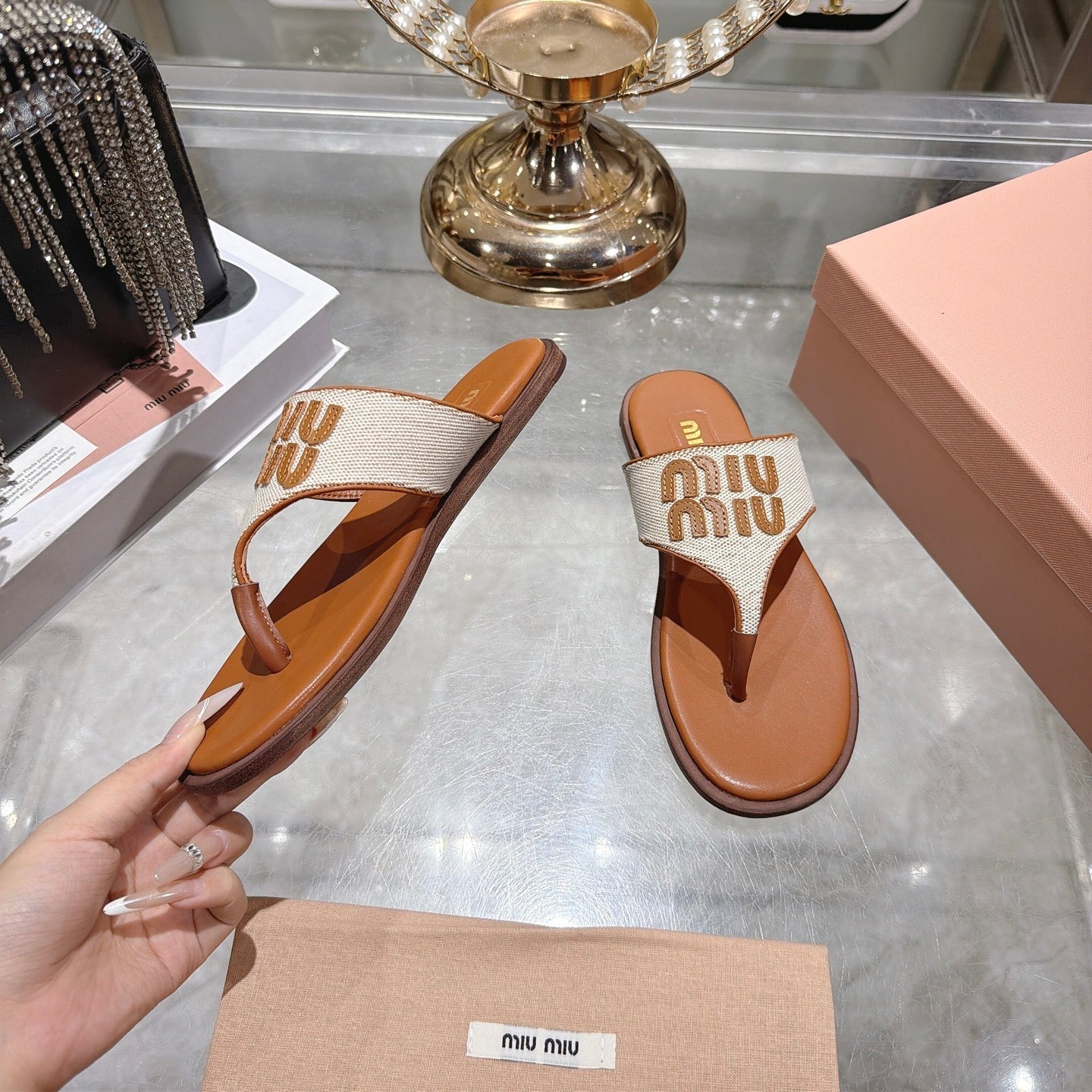 MIUMIU 26S THONG SANDALS IN BEIGE CANVAS AND COGNAC BROWN CALFSKIN LOGO