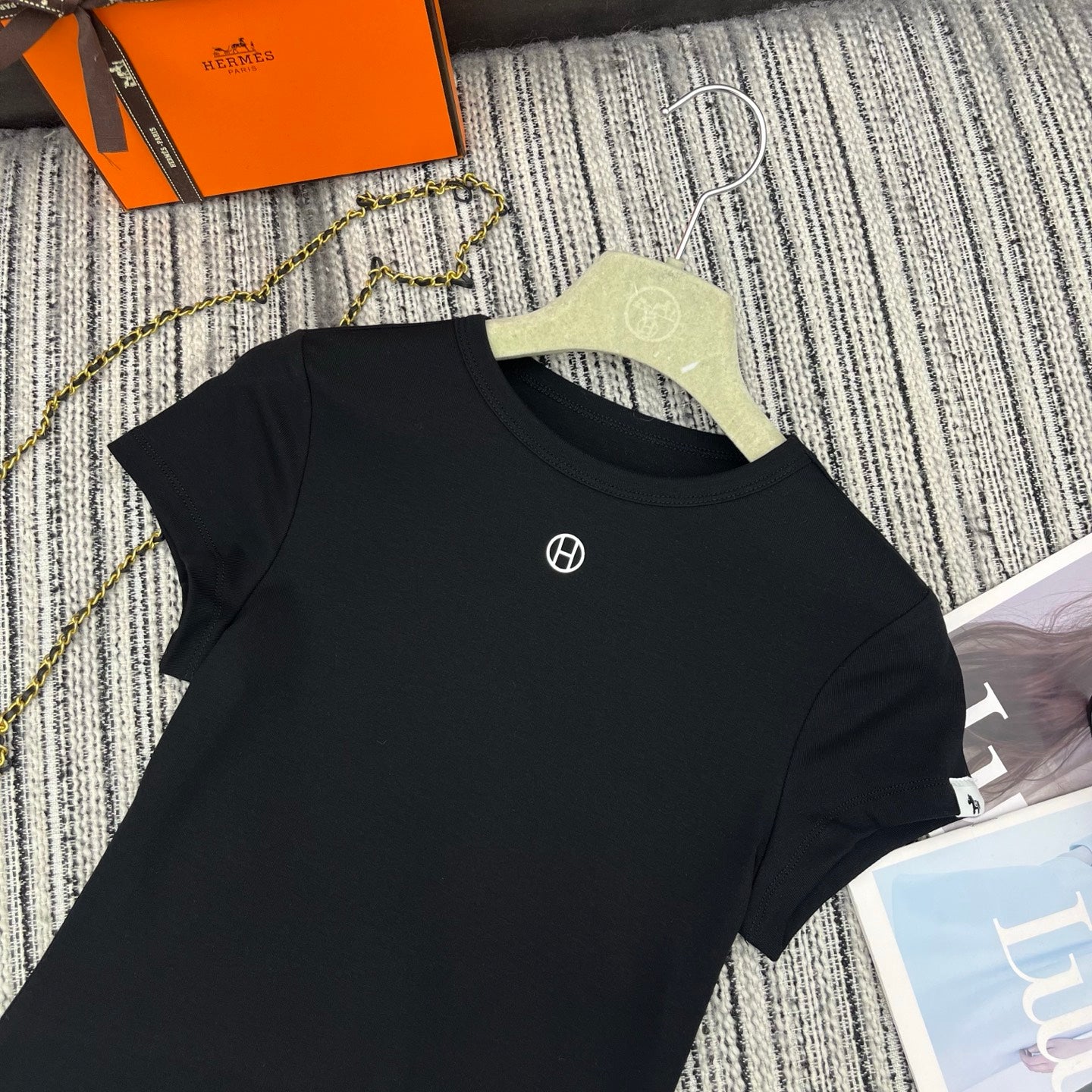 HERMES 26S SHORT SLEEVED CREW NECK T-SHIRT 495
