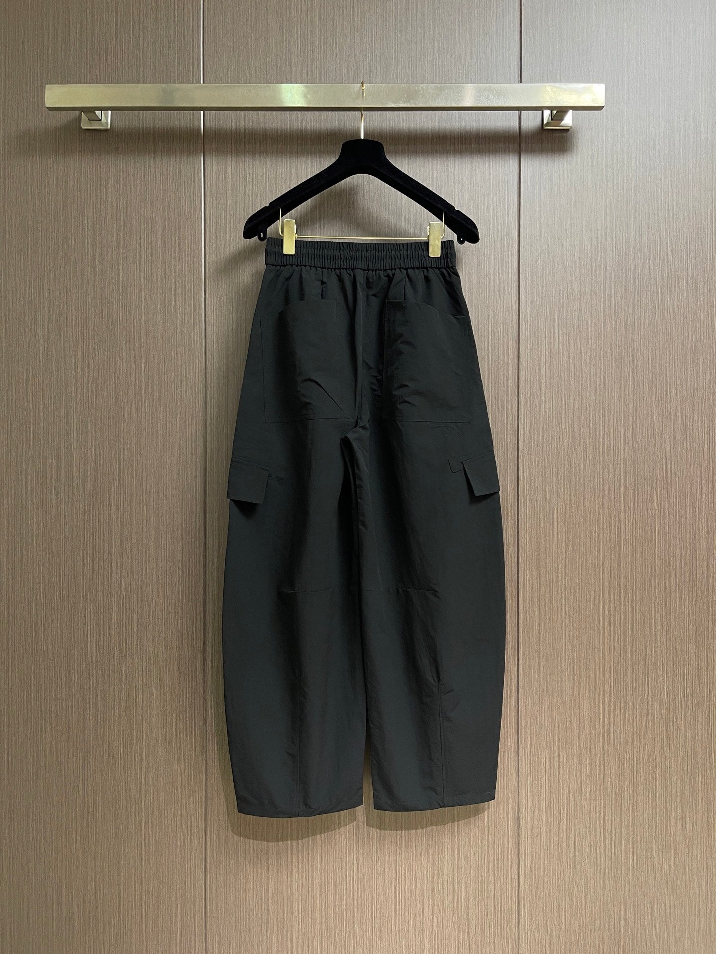 MONCLER 26S WIDE LEG CARGO PANTS 544