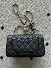 CHANEL 25S CLASSIC FLAP BAG MINI 20 IN BLACK LAMBSKIN WITH GOLD HARDWARE