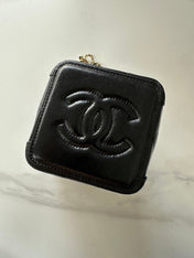CHANEL 26S MINI BUCKET BAG 18 IN BLACK PATENT QUILTED CALFSKIN GOLD HARDWARE