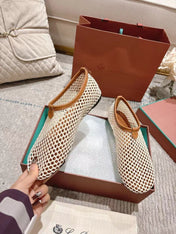 FLAT SHOES IN CREAM WHITE MESH FABRIC