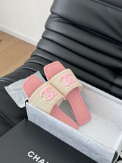 WOVEN SLIDE IN RAFFIA AND LIGHT PINK LAMBSKIN