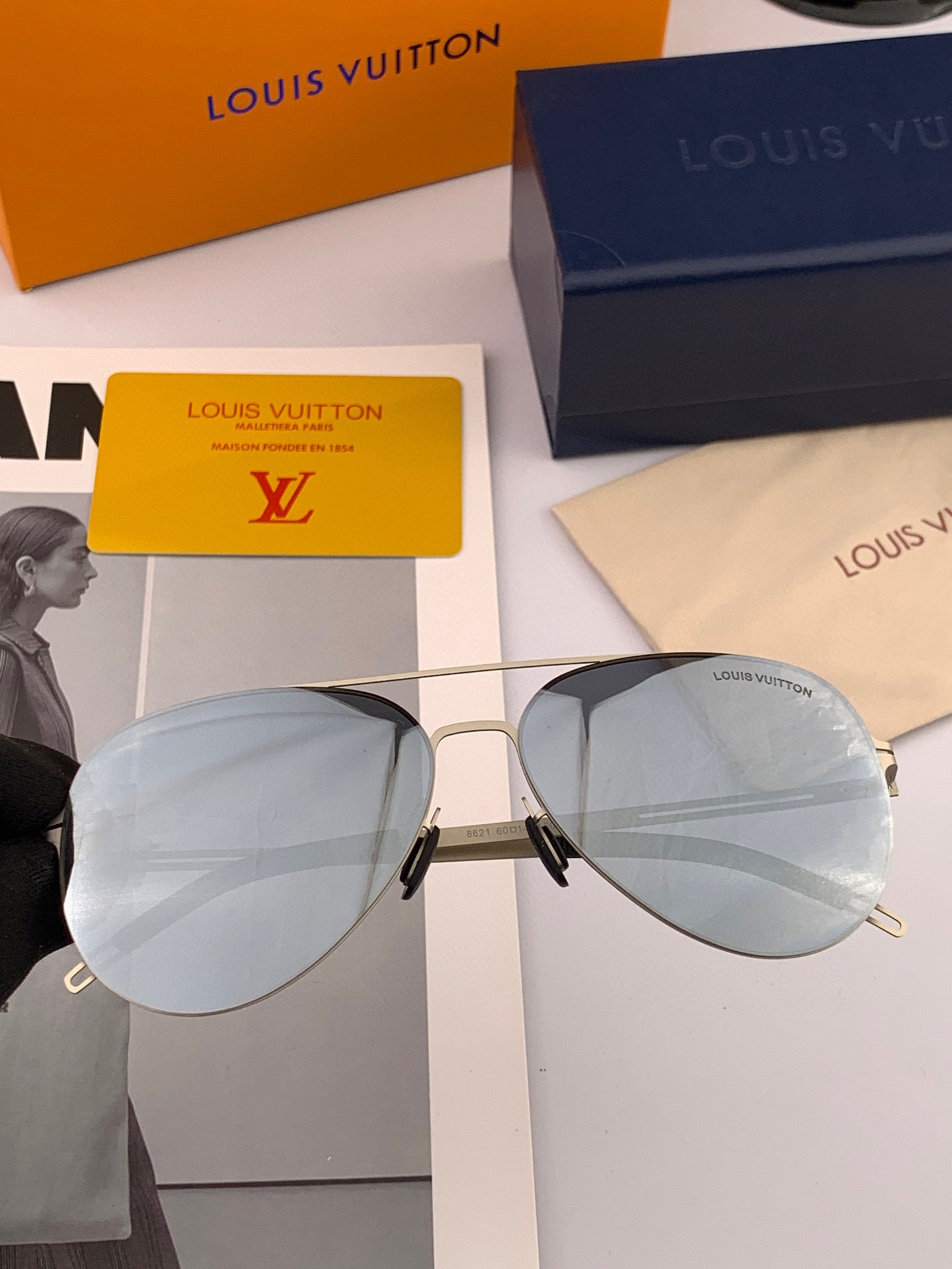 PILOT SUNGLASSES L1862 IN METAL