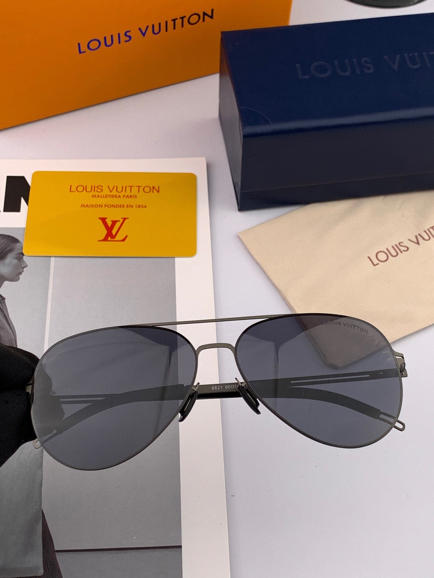 PILOT SUNGLASSES L1862 IN METAL