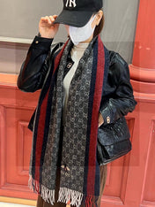 CHANEL 25S SCARF 190 IN CASHMERE 718529