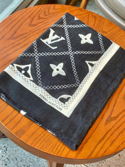 LV SCARF 200 CM IN CASHMERE 738534