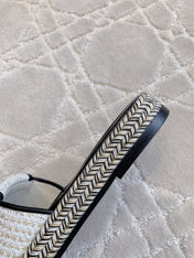 PLATFORM SLIPPERS IN WHITE WOOL AND BLACK LAMBSKIN