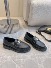 CHANEL 25S ARC DE TRIOMPHE LOAFERS IN BLACK CALFSKIN GOLD HARDWARE