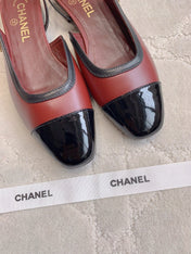CHANEL 25S SLINGBACK IN BLACK AND ROSEWOOD CALFSKIN GOLD HARDWARE
