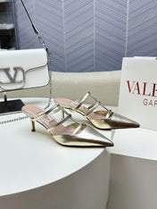 ROCKSTUD WISPY GOLD CALFSKIN MULE 60MM