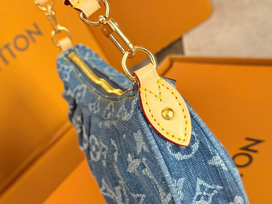 LV 25S POCHETTE VALLEY 21 IN BLUE DENIM MONOGRAM LEATHER TRIM GOLD HARDWARE