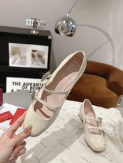 MINI TRES VIVIER STRASS BUCKLE BABIES BALLERINAS IN OFF WHITE PATENT CALFSKIN