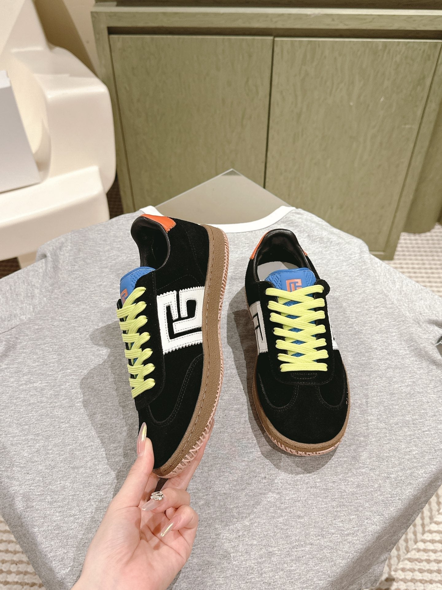 BALMAIN 26S SNEAKERS IN BLACK SUEDE