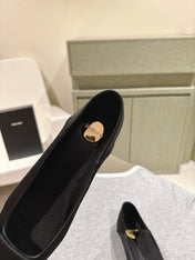 BALLERINA FLATS IN BLACK SATIN