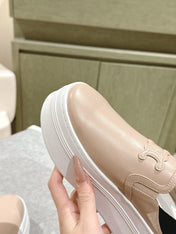 THICK-SOLED ELASTIC BACKLESS SHOES MONGOOSE BEIGE SHINY CALFSKIN