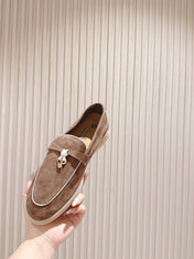 LP LOAFERS 25S IN LIGHT BROWN SUEDE WITH SILVER HARDWARE