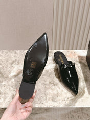 CC FLAT MULES 25S IN BLACK PATENT LEATHER