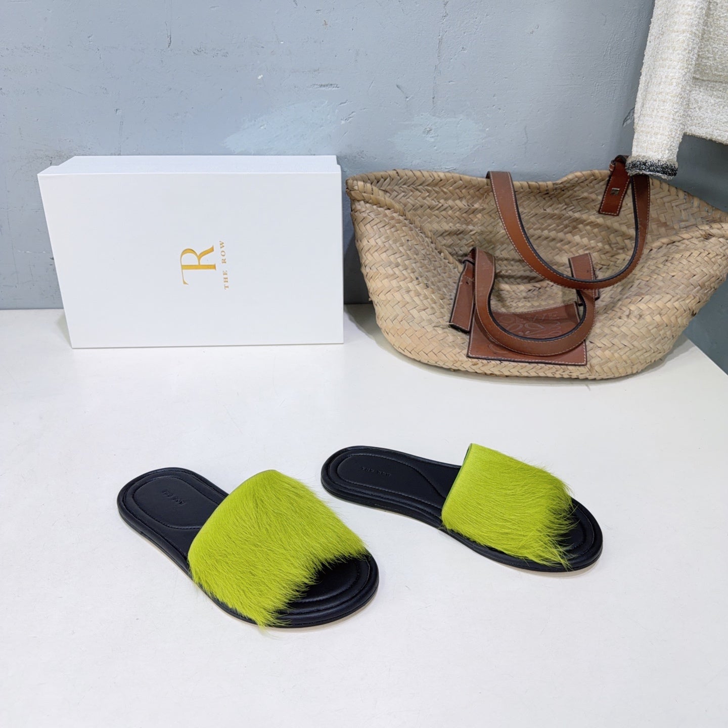 THE ROW 26S SLIDES SANDALS IN GREEN MINK FUR AND BLACK CALFSKIN
